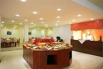 Отель Aphrodite Beach Club 4*