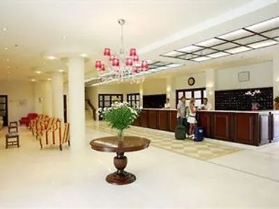 Отель Aphrodite Beach Club